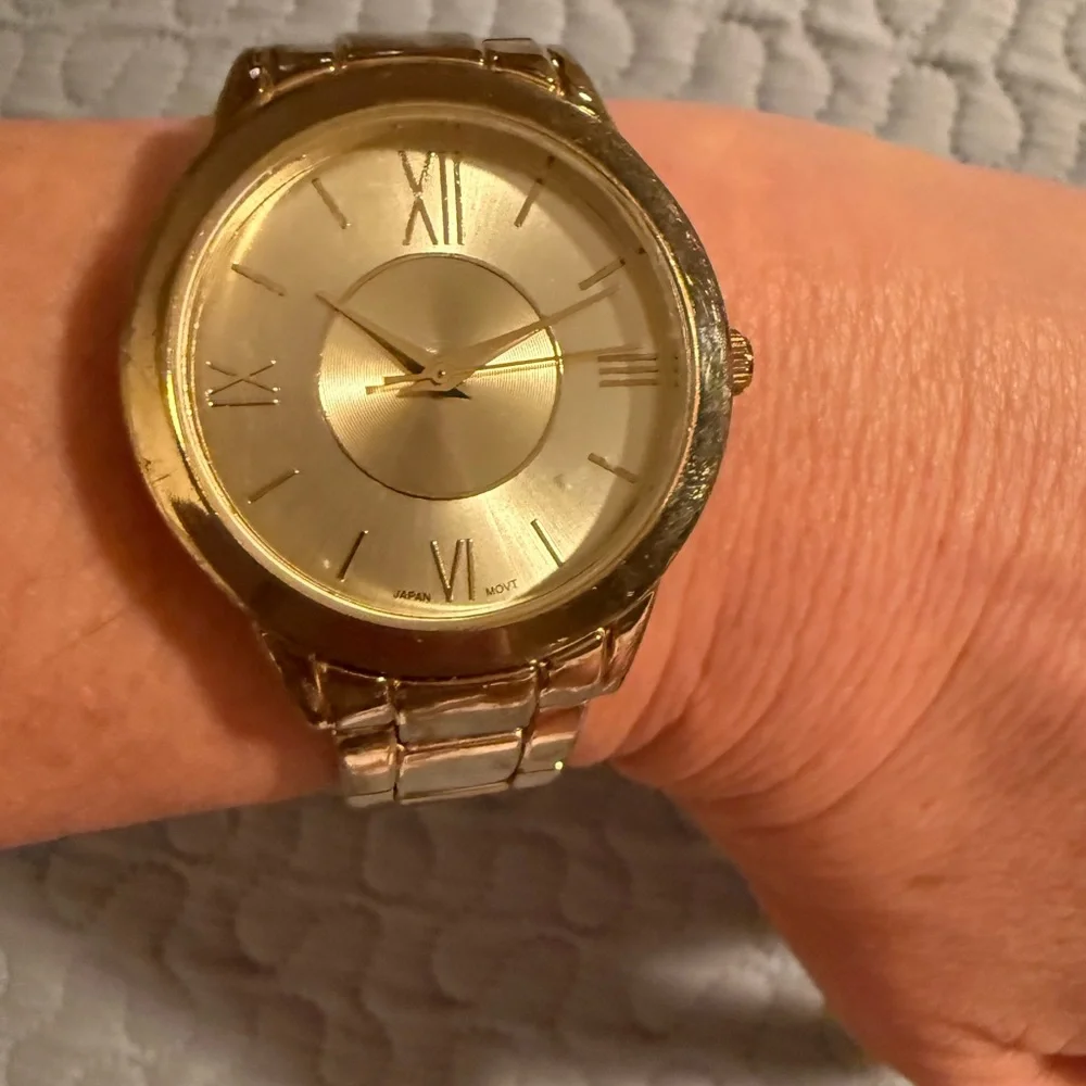 Chico's Gold Tone Watch Roman Numerals Gold Face Stainless Steel Japan Made